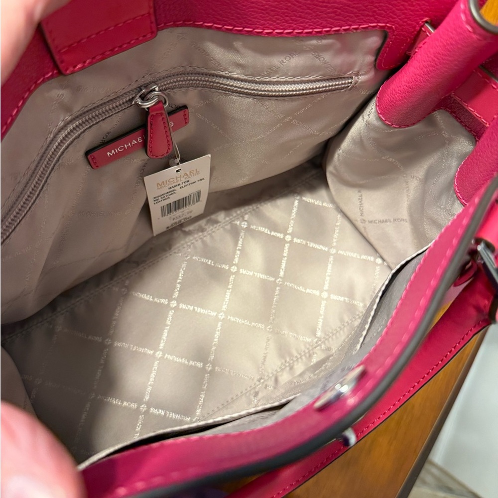 MICHAEL KORS - Picture 7 of 12